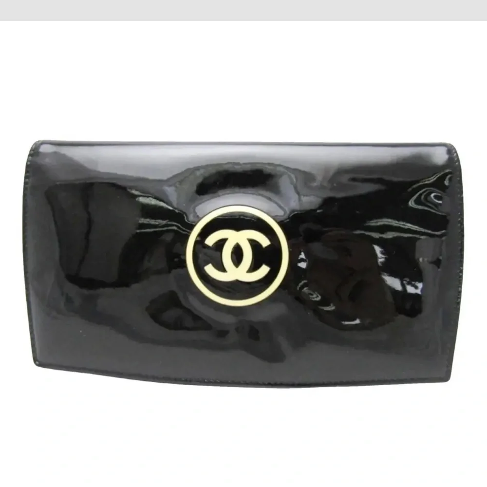 Chanel Black Patent CC Logo Flap Wallet